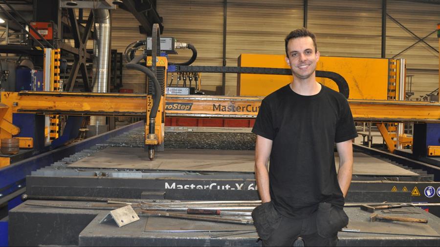 Baekelandt Metaalconstructie investit dans une nouvelle machine CNC
