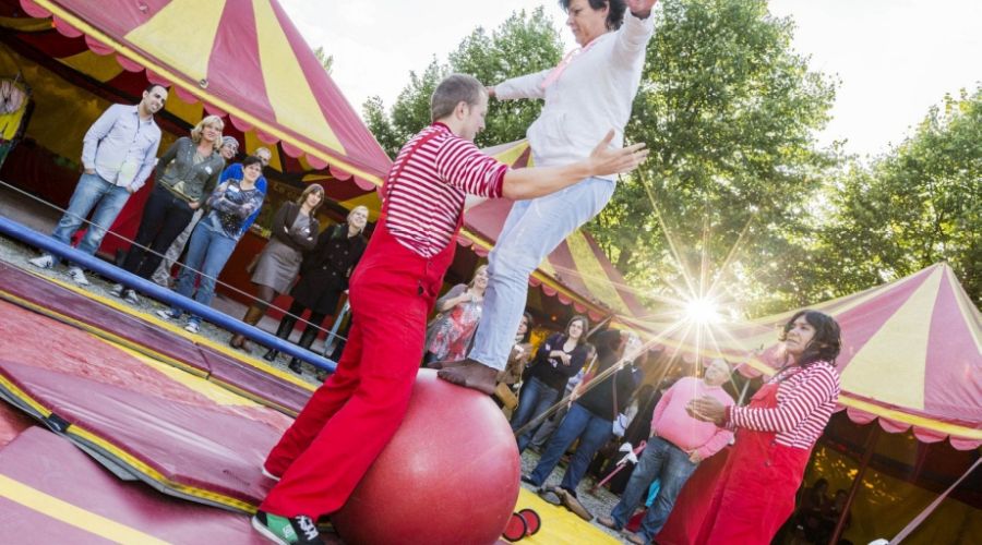 Circus Village dans le domaine De Schorre